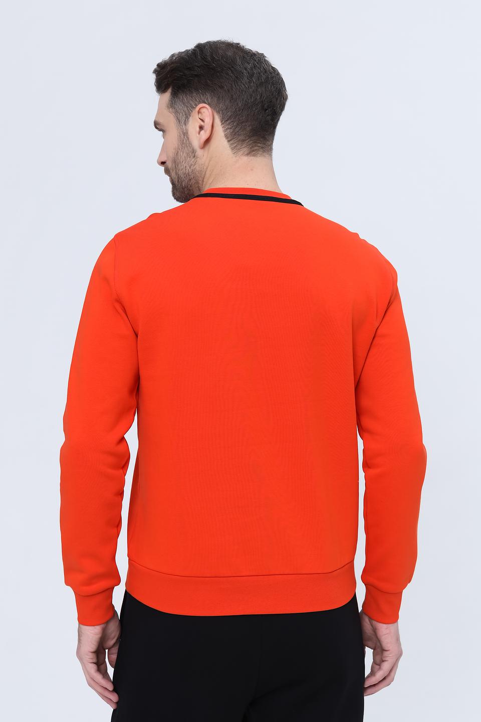 Свитшот EA7 оранжевый