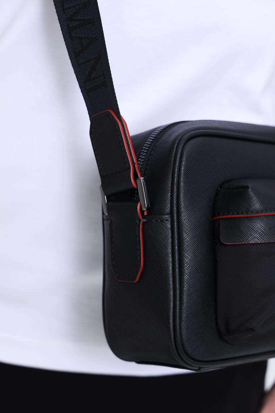 Сумка через плечо Emporio Armani чёрная