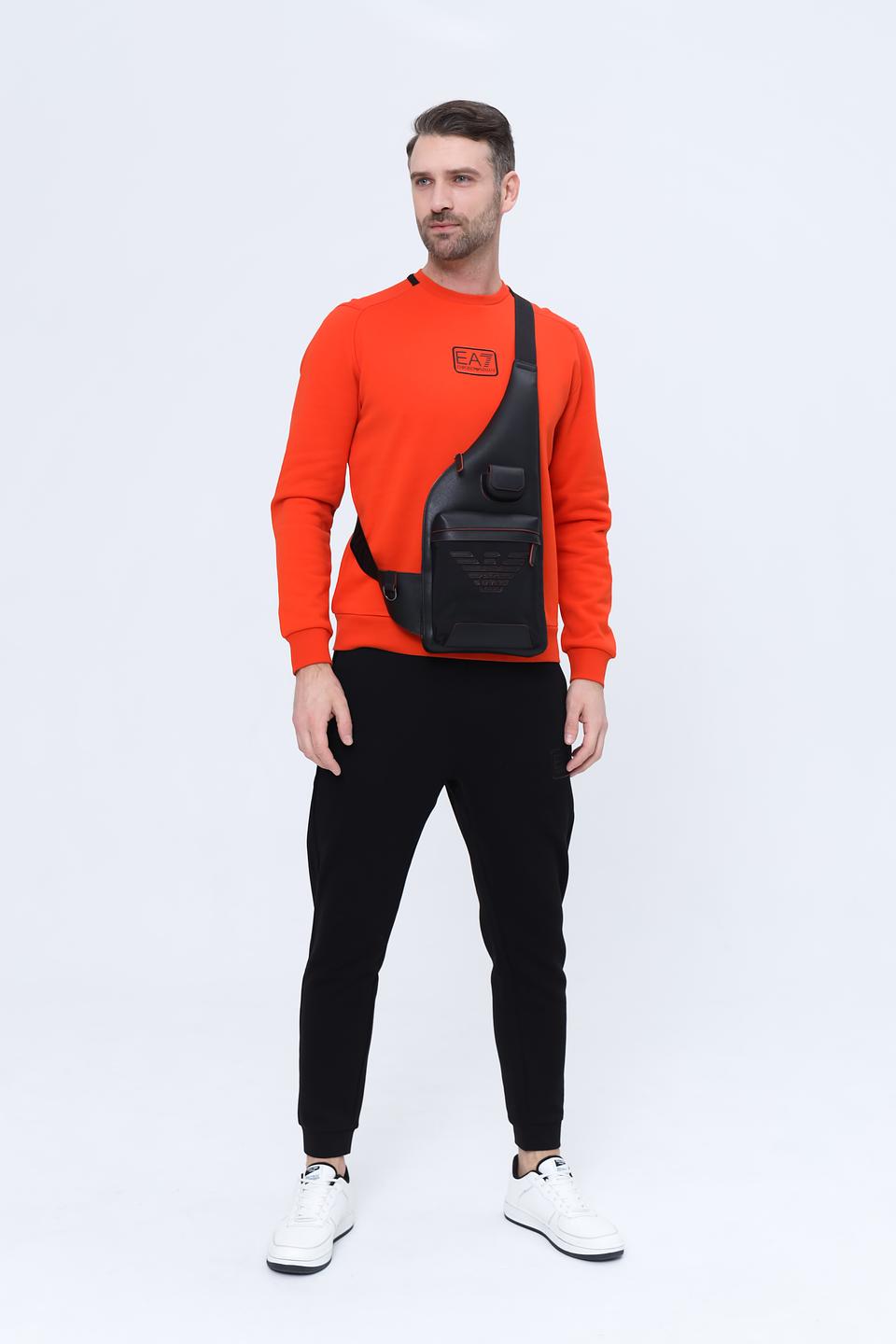 Сумка через плечо Emporio Armani чёрно-красная