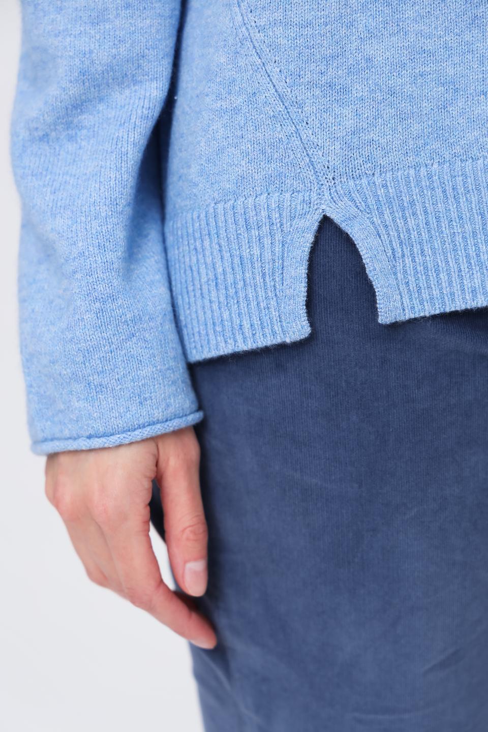 Пуловер Oui голубой с карманом