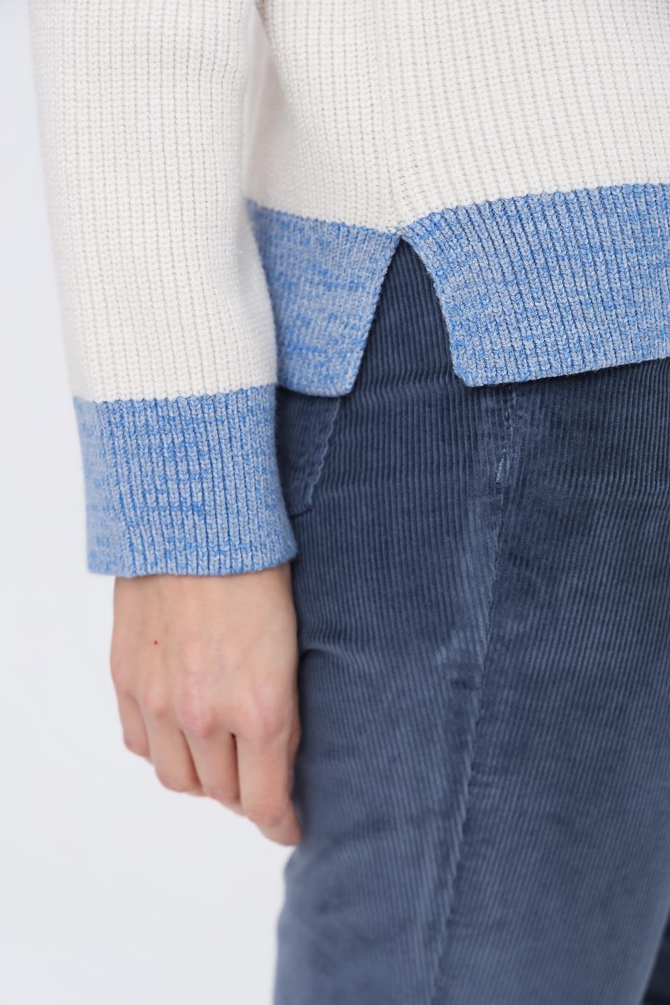 Пуловер Oui в полоску кремовый