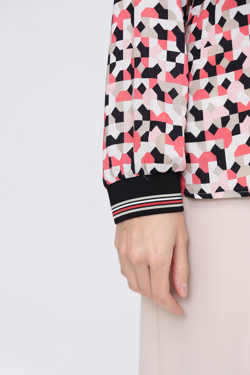 Блуза Bianca с геометрическим принтом