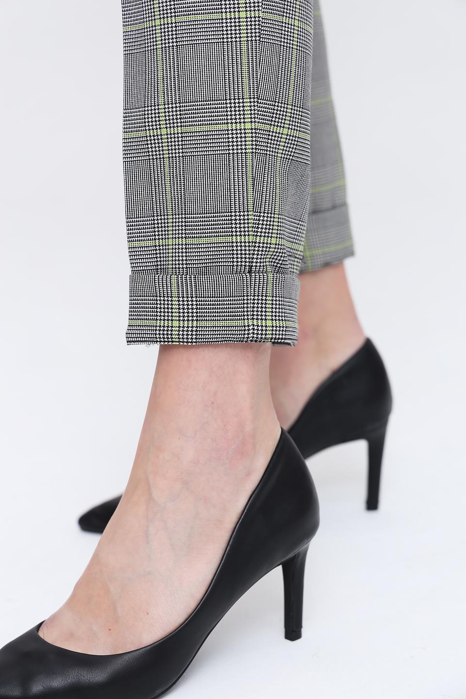 Брюки Marc Cain в клетку с завязками