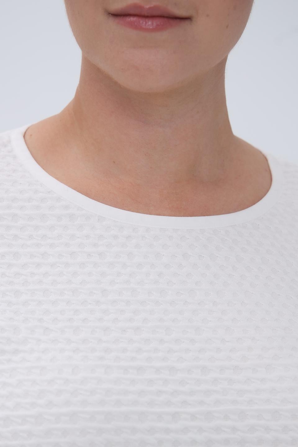 Пуловер Rabe collection белый с текстурой