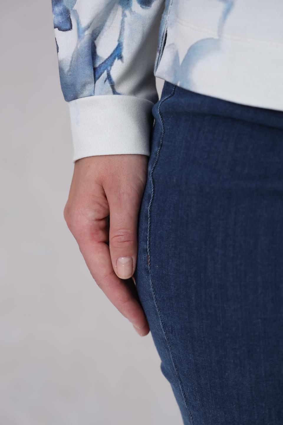 Пуловер Lecomte с цветочным принтом