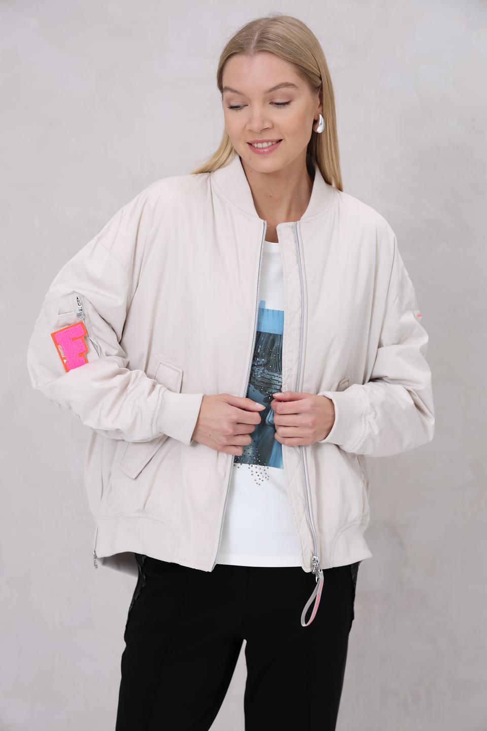 Куртка-бомбер Frieda and Freddies бежевая