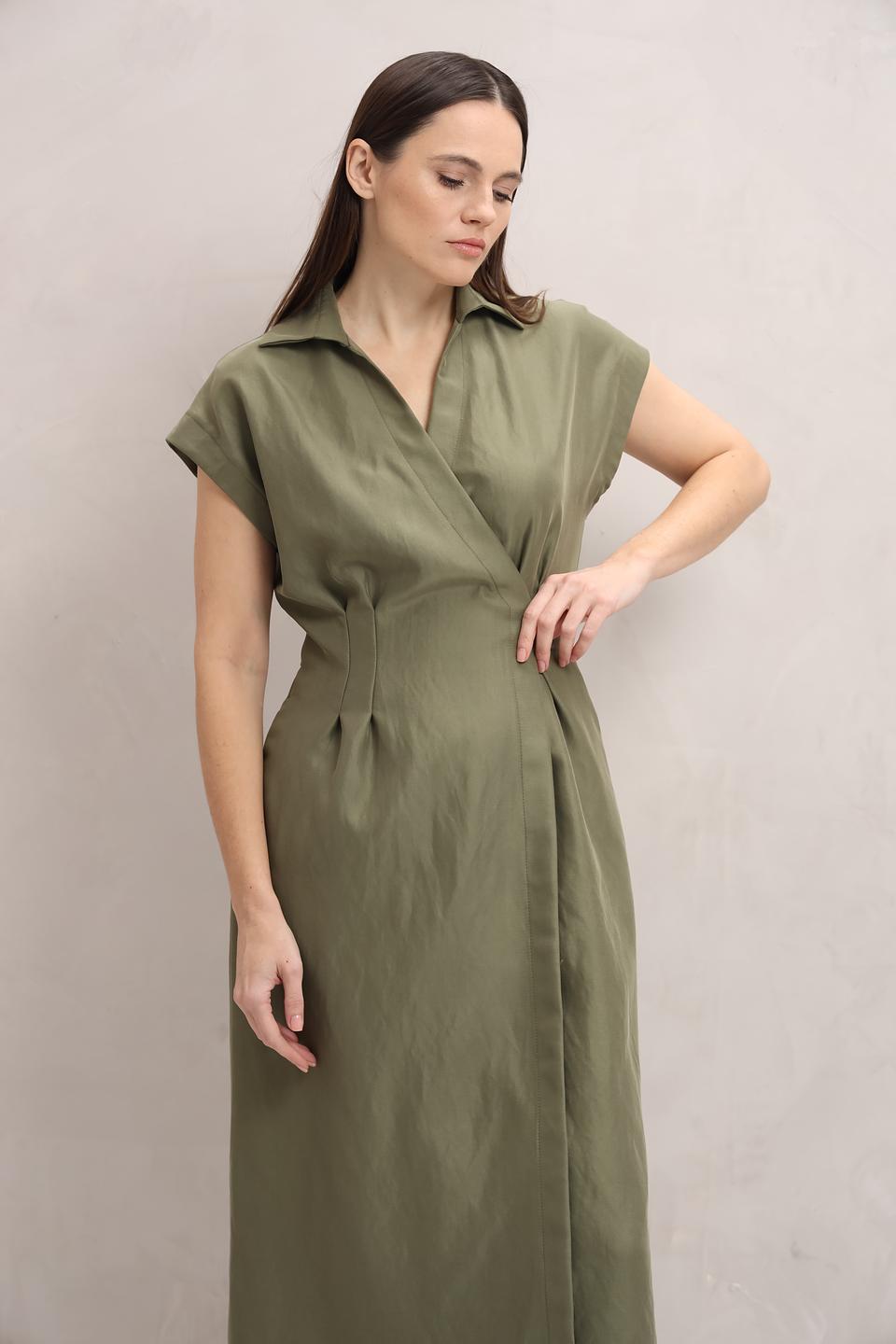 Платье Beatris оливковое с воротником