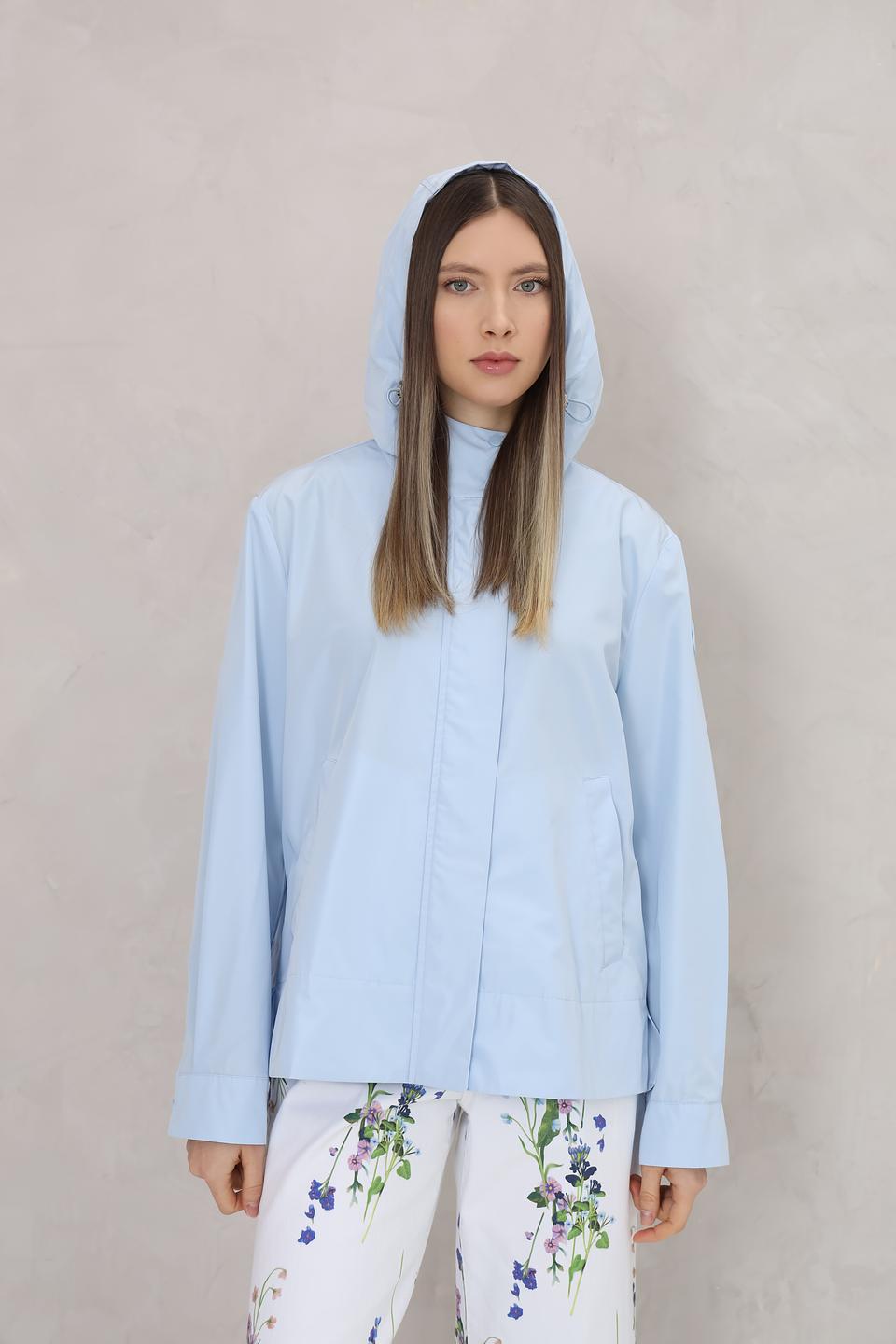 Ветровка Marc Cain голубого цвета