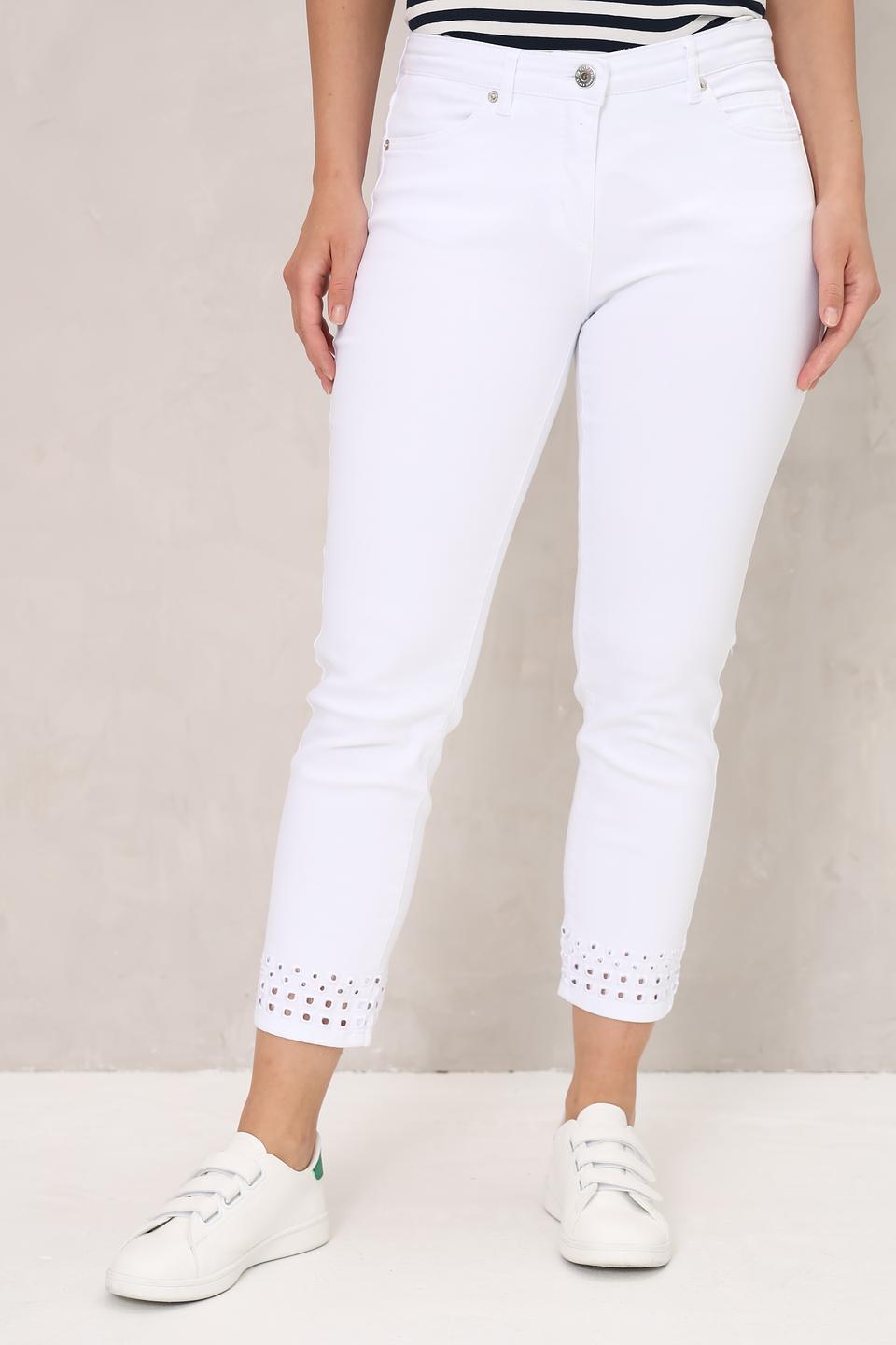 Джинсы Toni collection с перфорацией белые