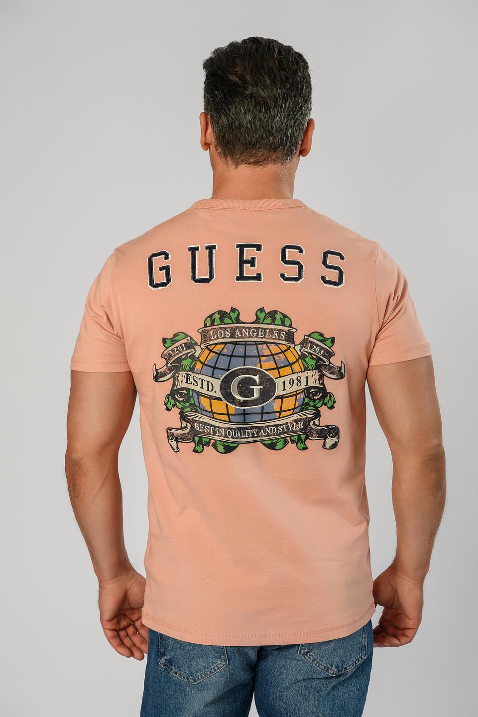 Футболка Guess с логотипом розовый