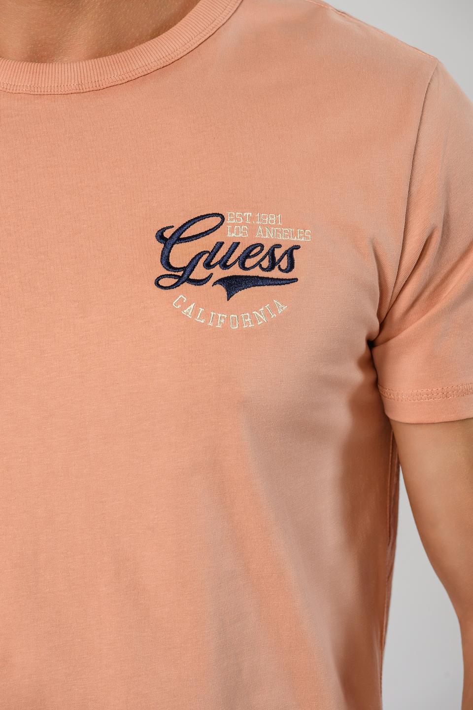 Футболка Guess с логотипом розовый