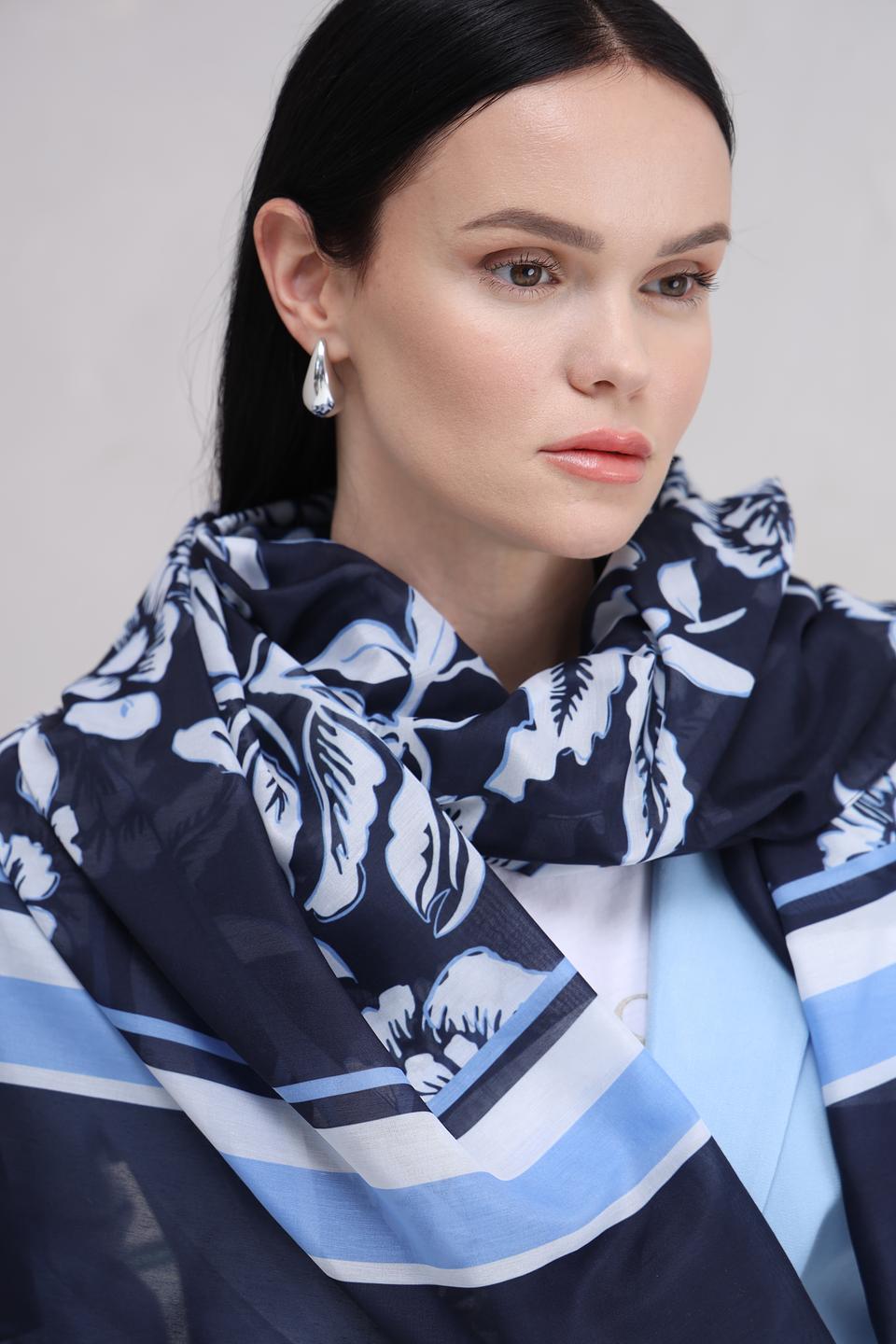 Шарф More and More с цветочным принтом