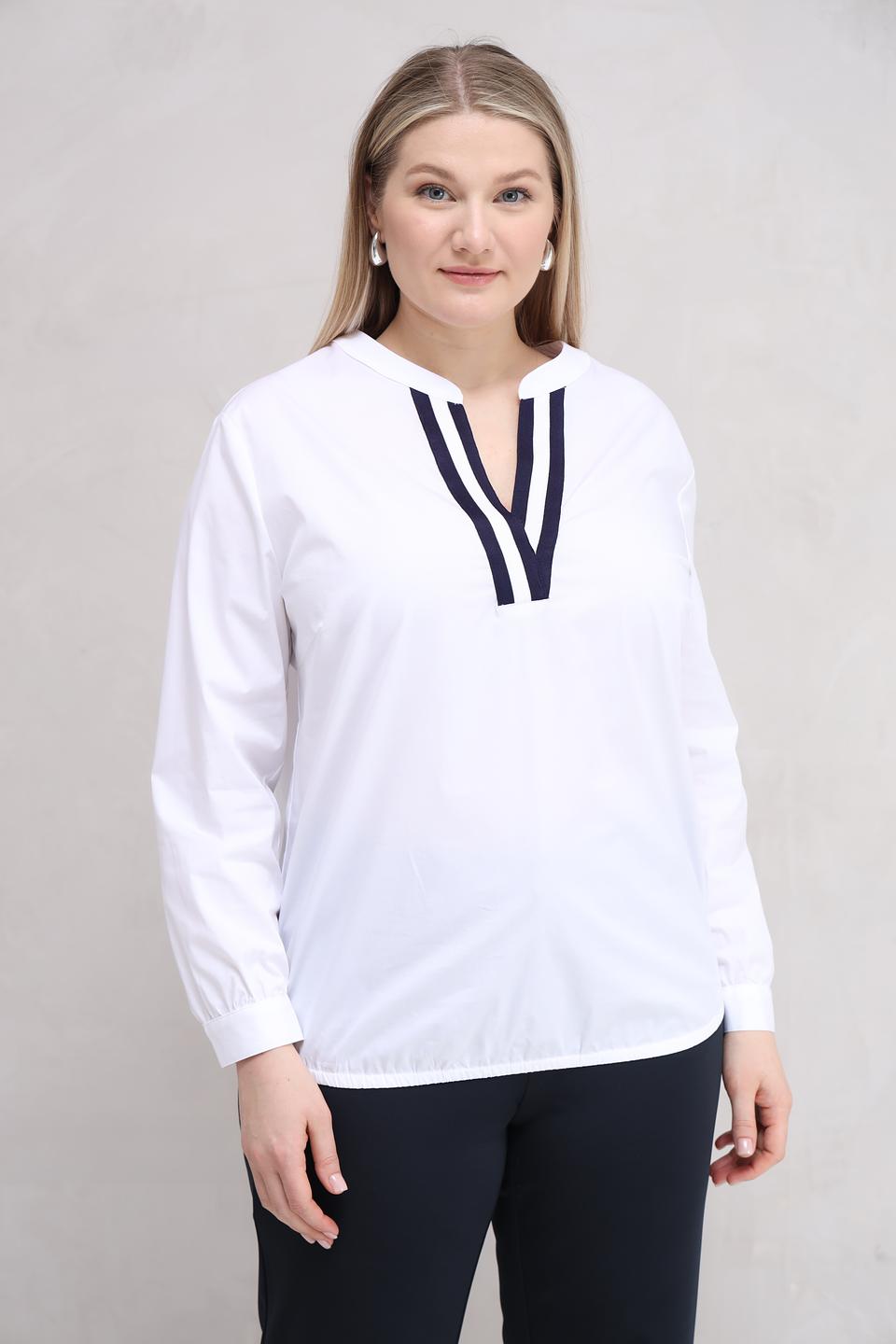 Блуза Tuzzi с V-образным вырезом