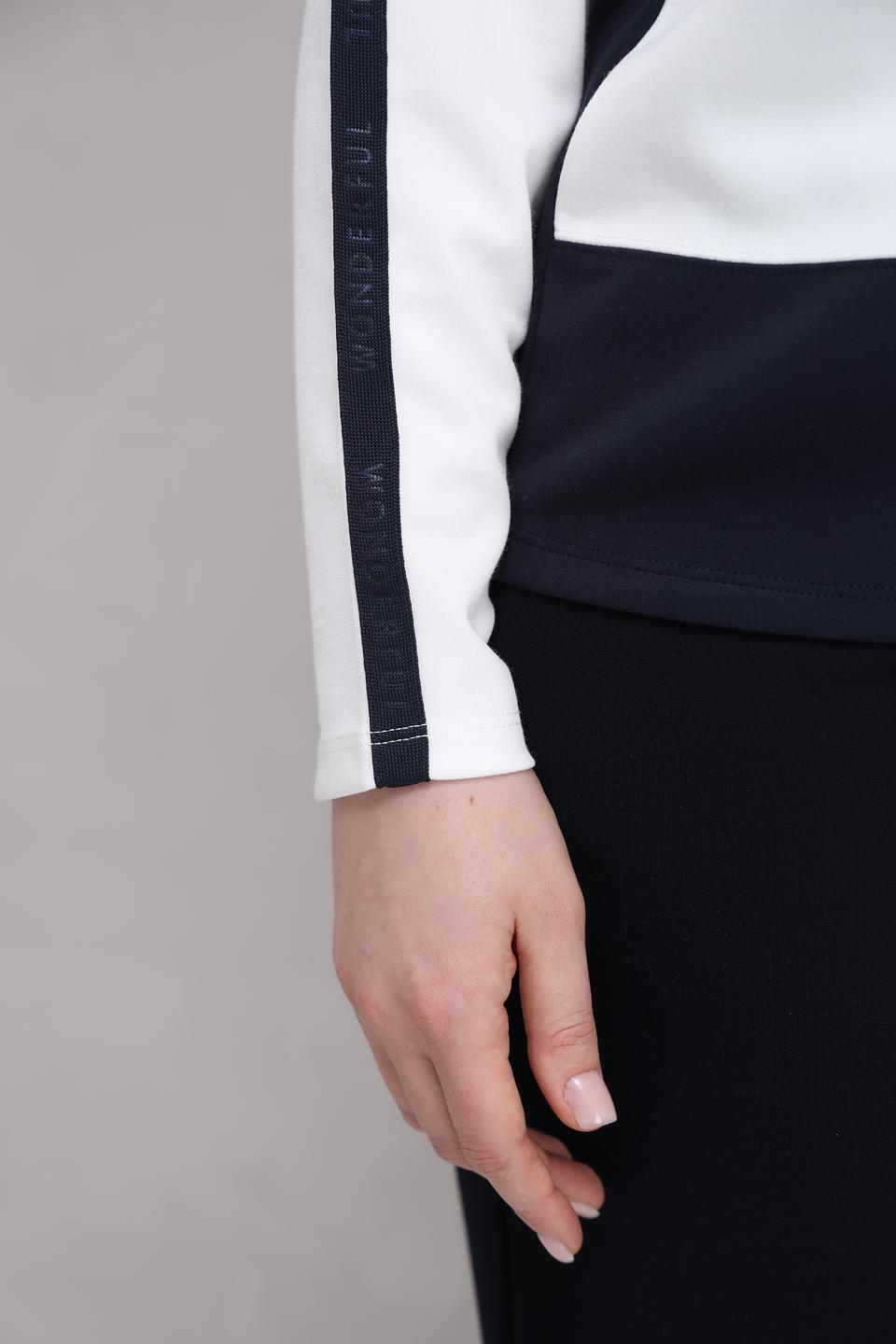 Пуловер Lebek с принтом бабочек