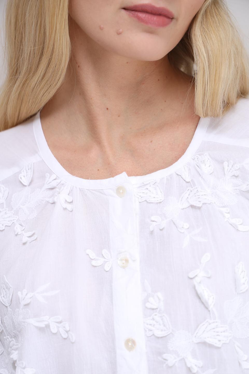 Блуза Broadway с вышивкой