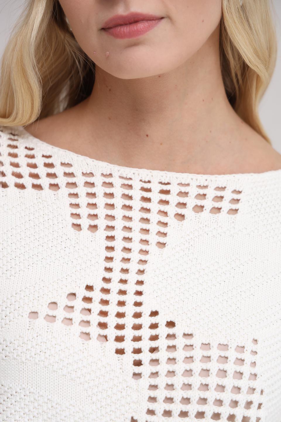 Пуловер Oui с ажурной вставкой молочный