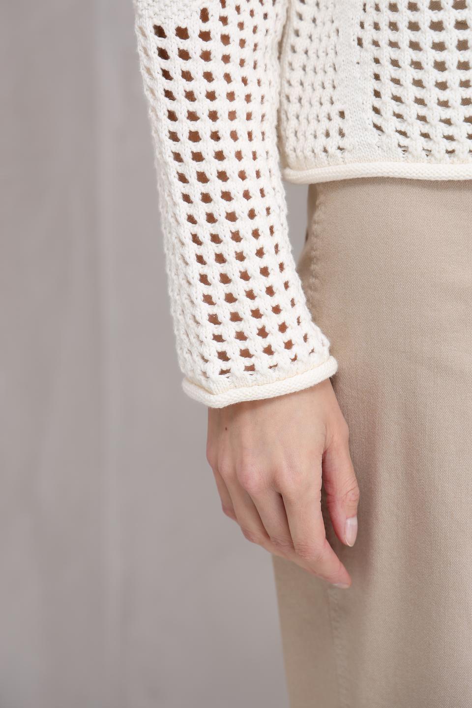 Пуловер Oui с ажурной вставкой молочный