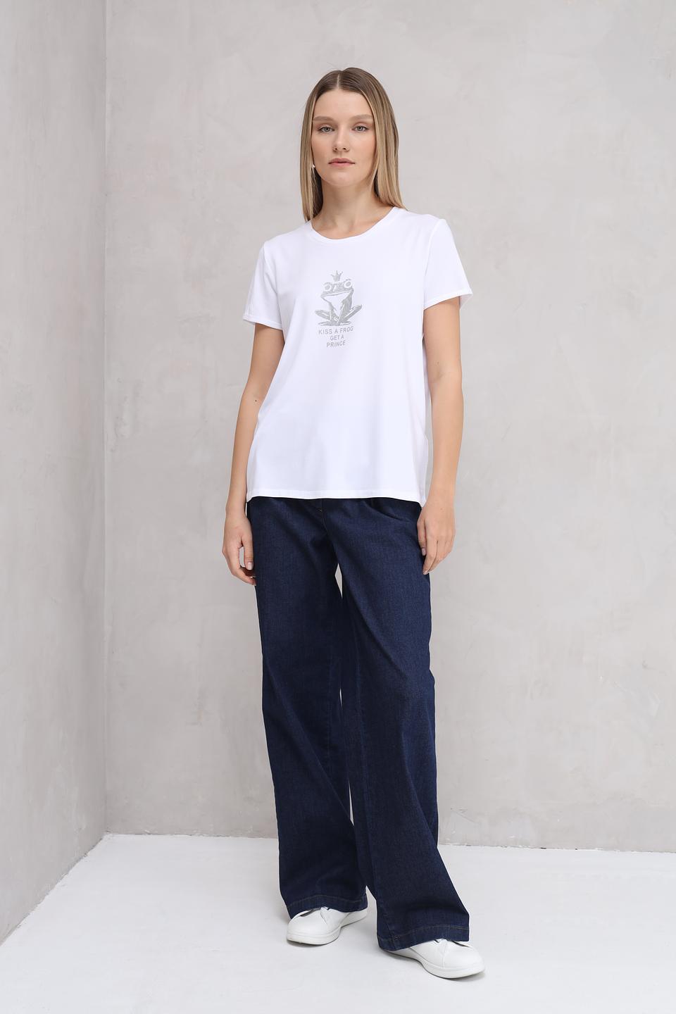 Футболка More and More с принтом белая