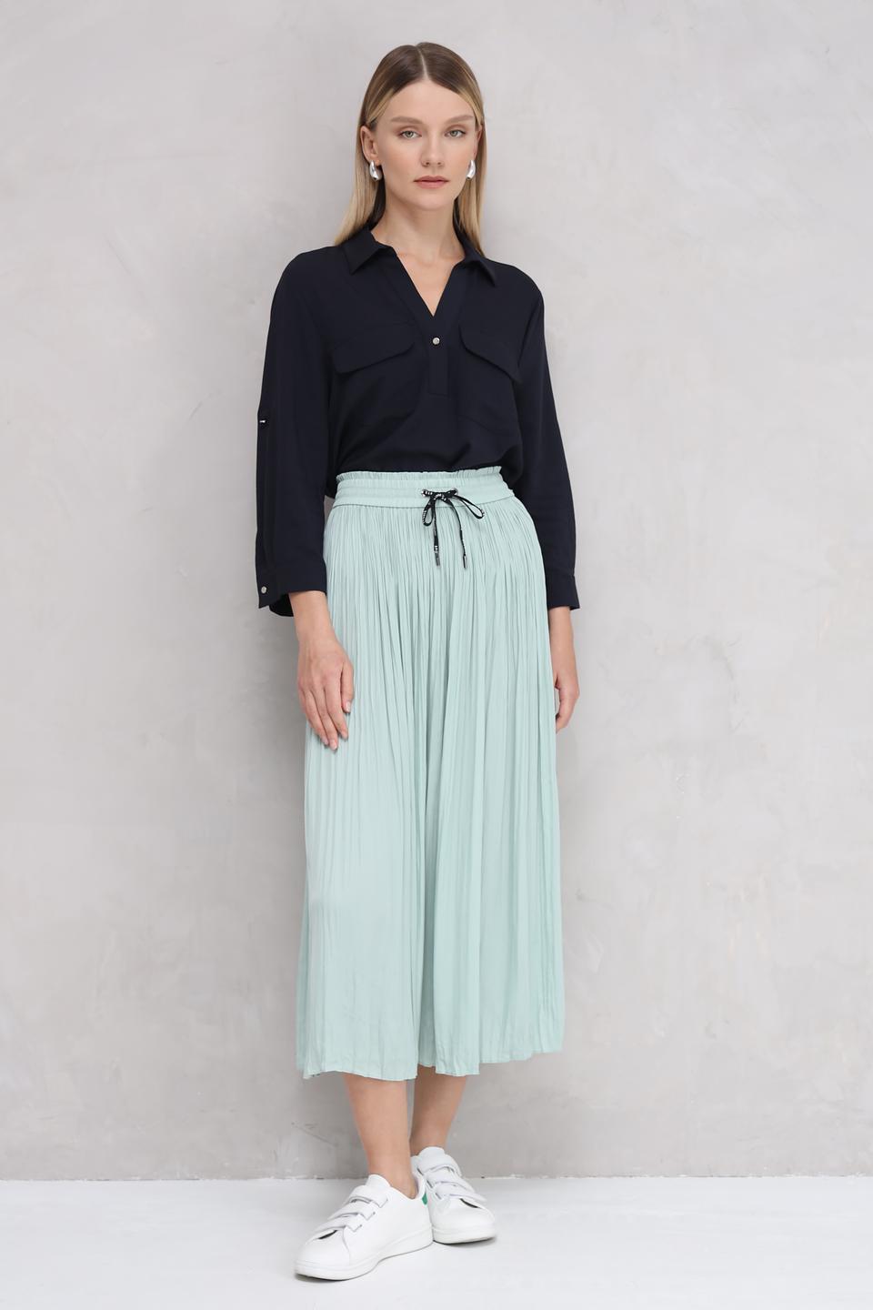 Блуза More and More с карманами черная