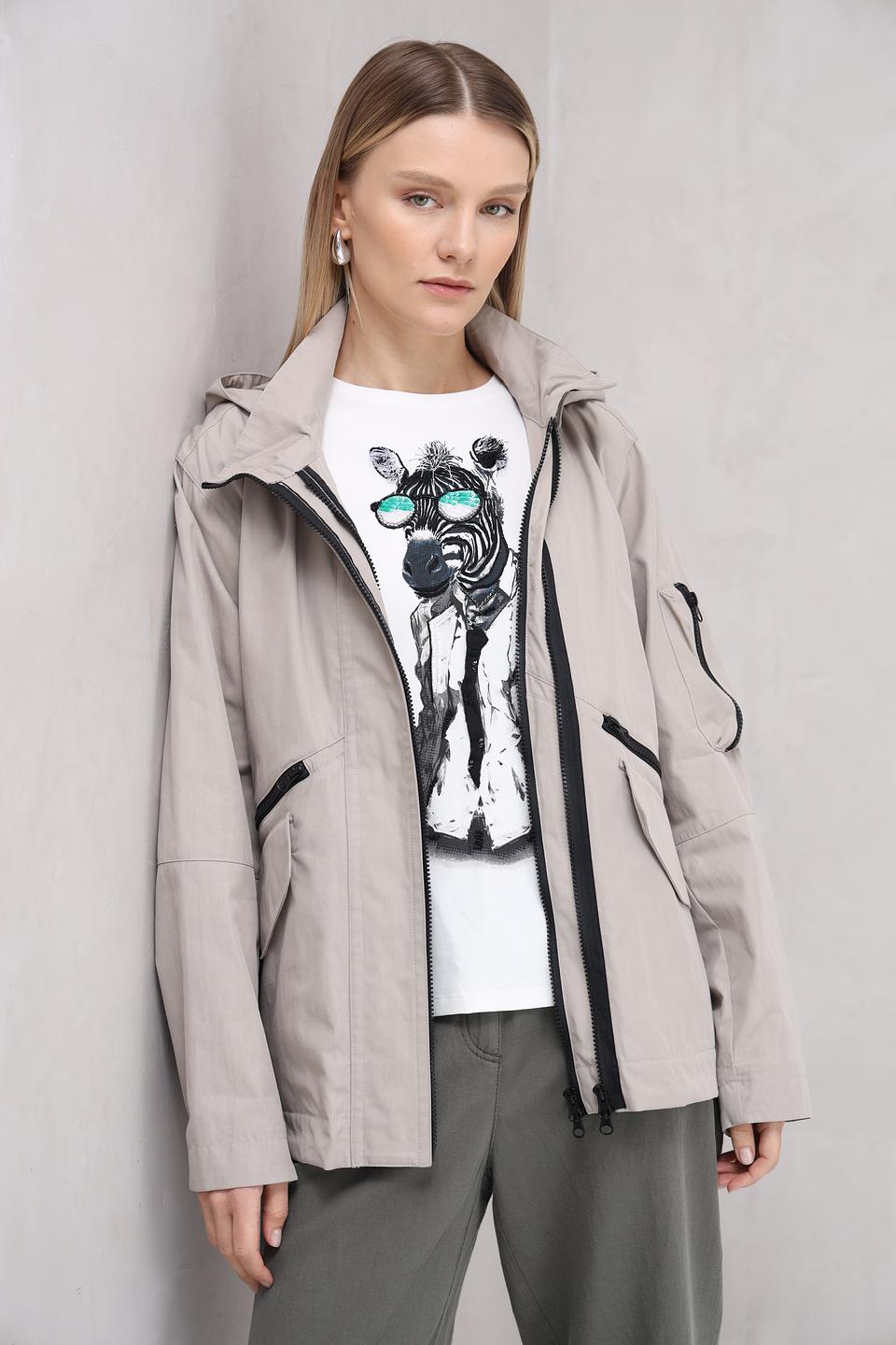 Ветровка White Label бежевая