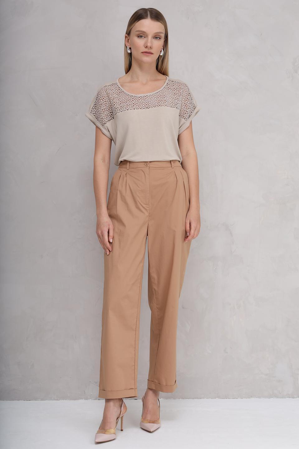 Брюки классические UNQ бежевые