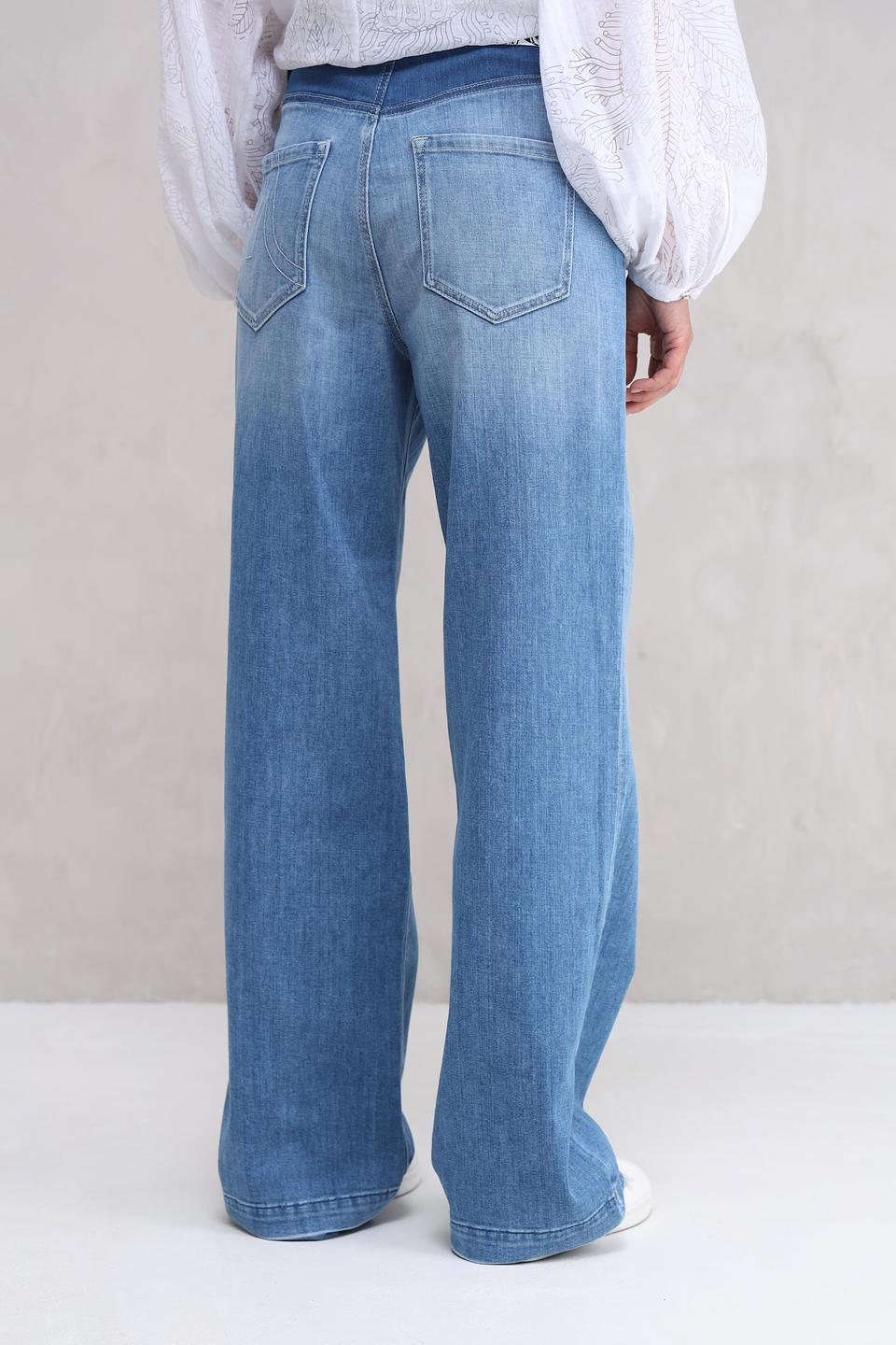 Джинсы Marc Cain клеш голубой