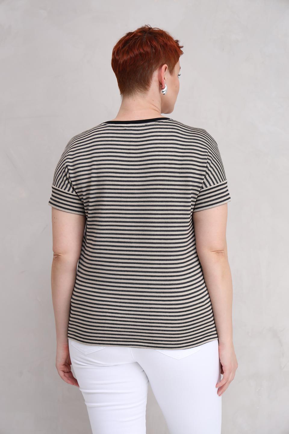 Футболка Lecomte с принтом чёрная