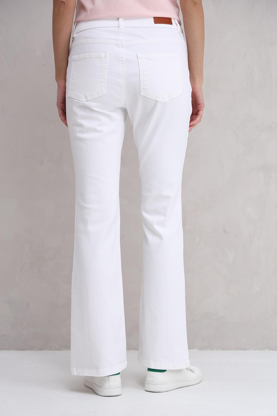 Джинсы расклешенные Oui белые