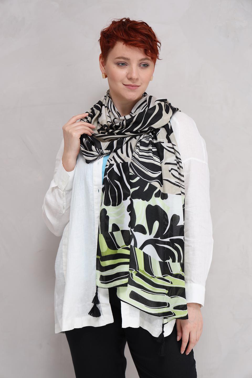 Платок Olsen с тропическим принтом