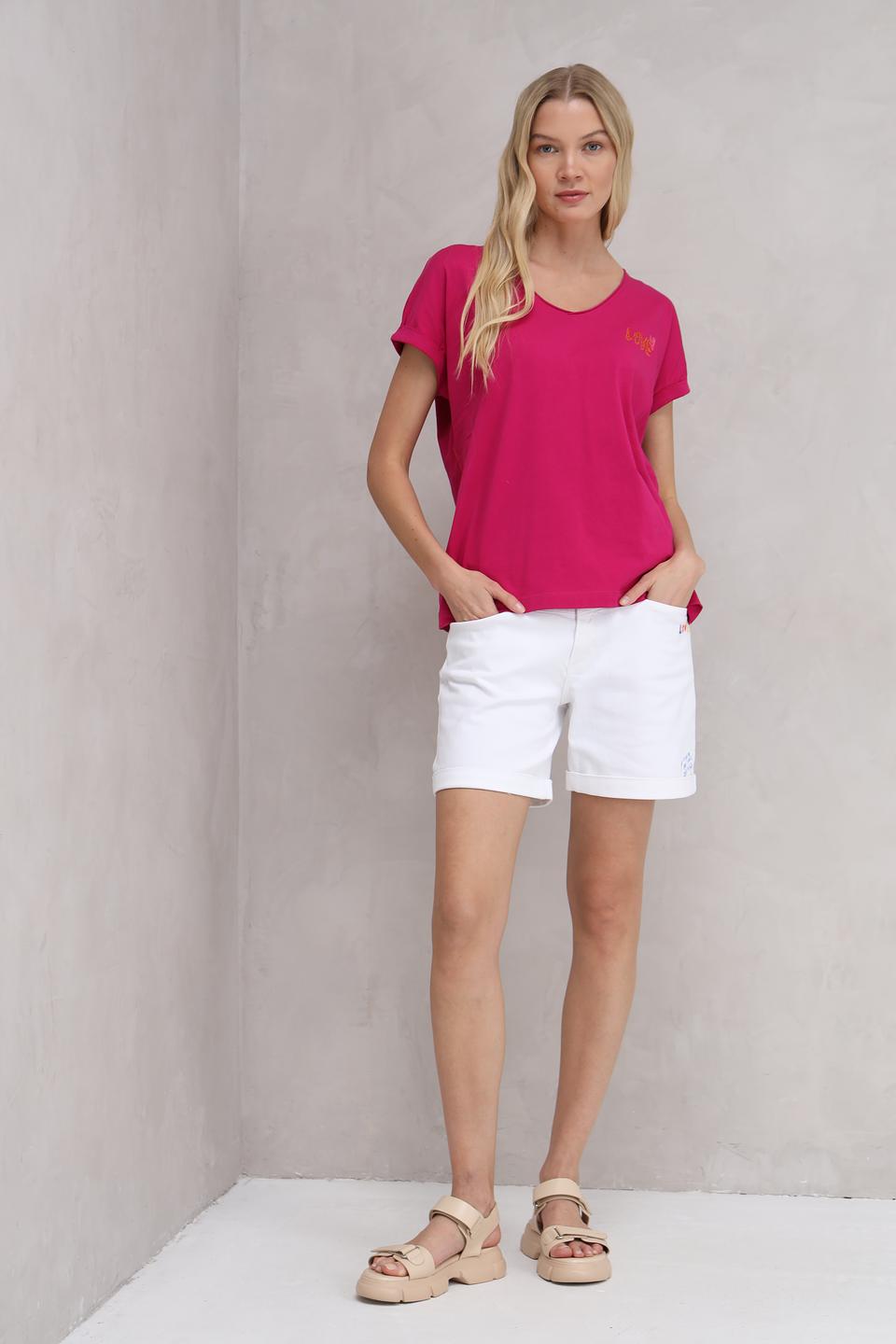 Футболка Oui с вышивкой LOVE малиновая