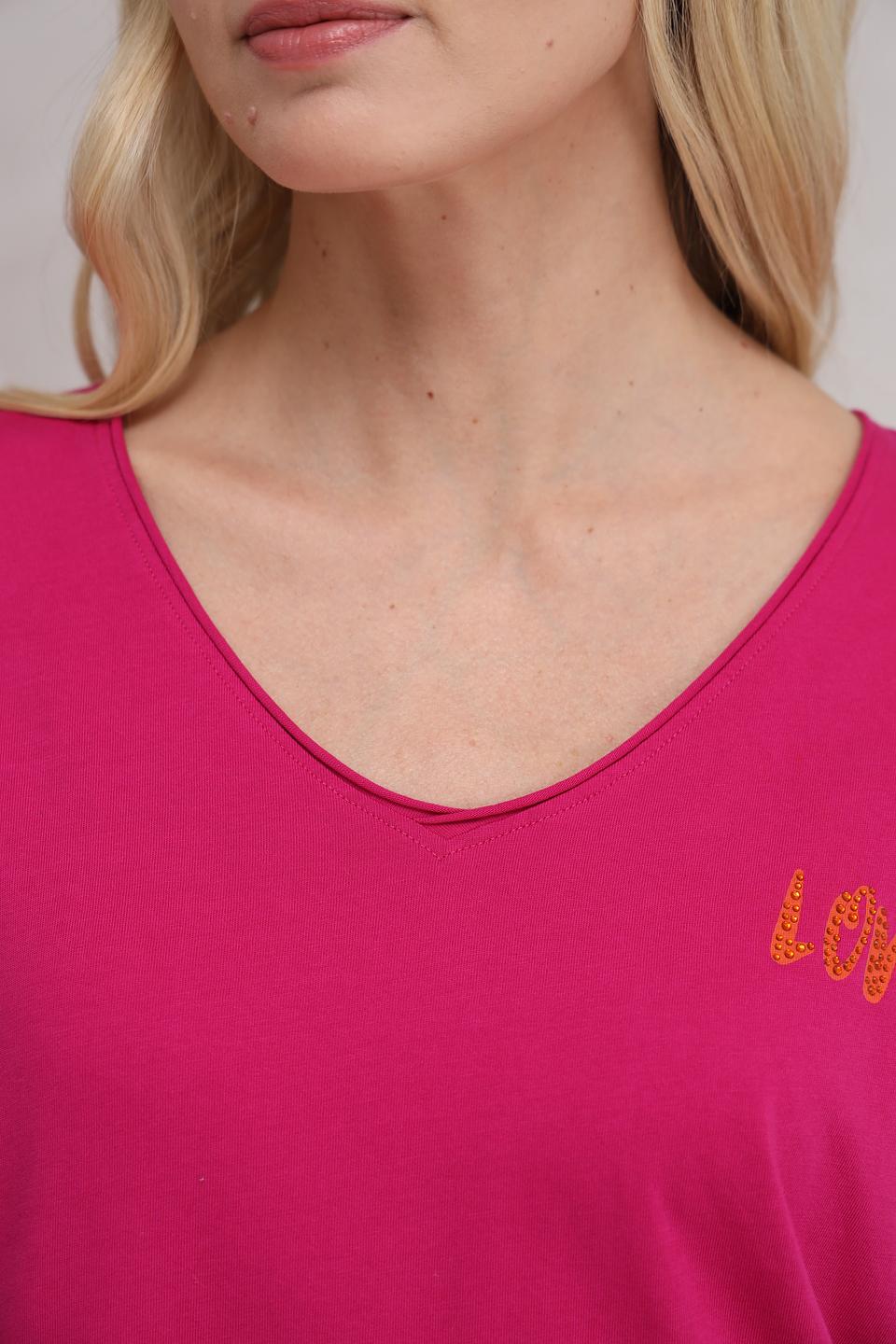 Футболка Oui с вышивкой LOVE малиновая