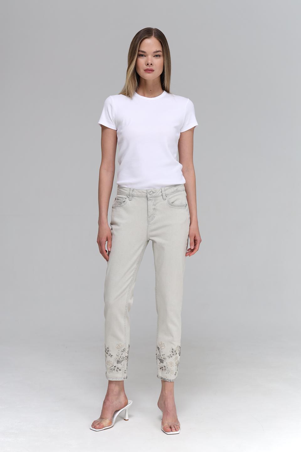 Брюки Monari с вышивкой бежевые