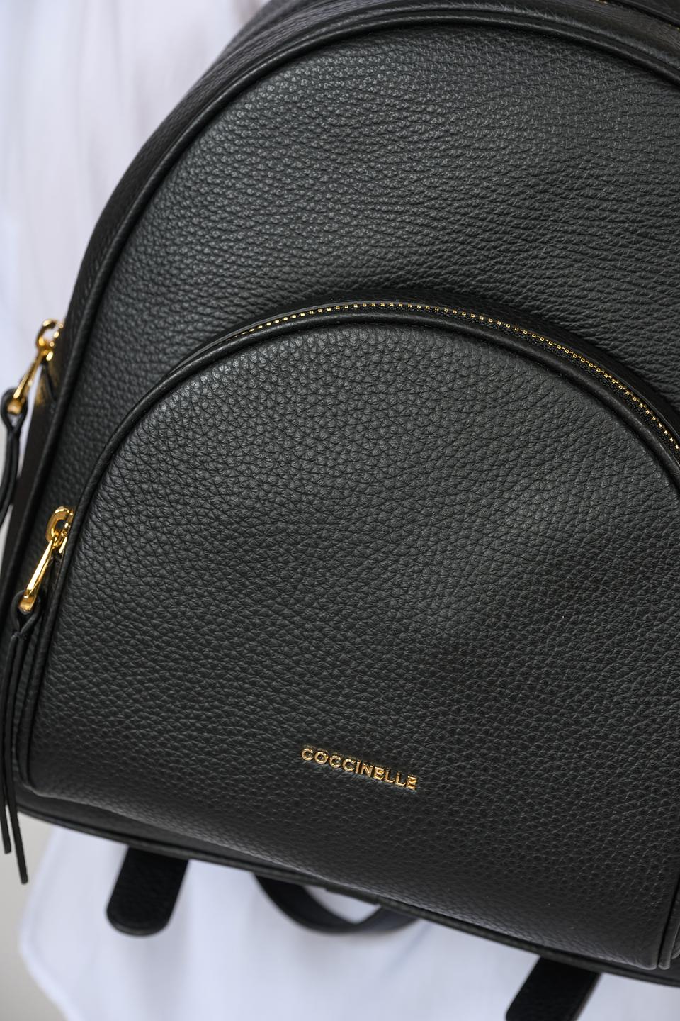 Рюкзак Coccinelle кожаный чёрный