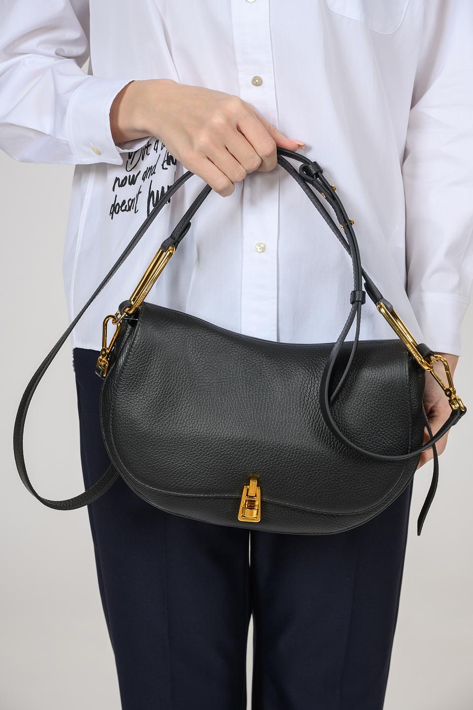 Сумка Coccinelle Magie Soft чёрная