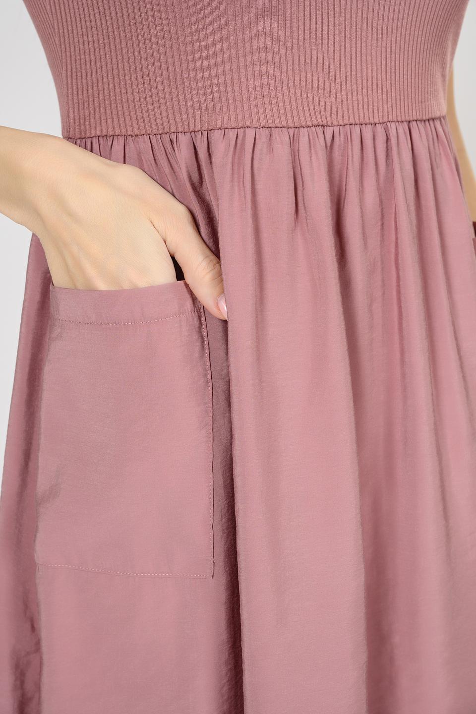 Платье Rich and Royal пыльно-розовое