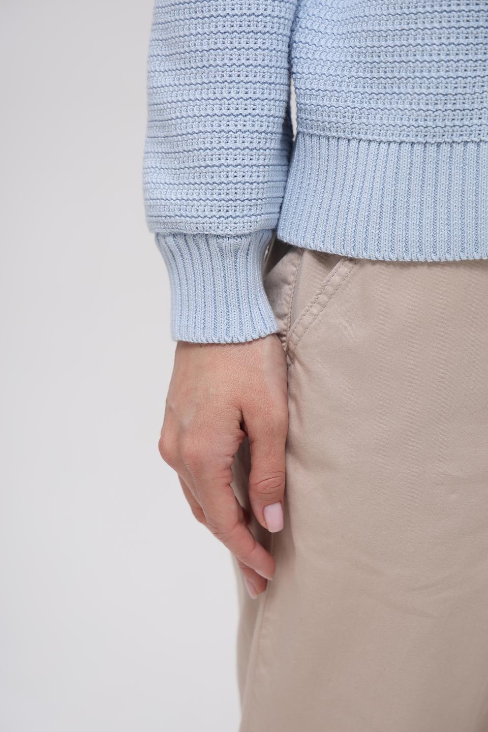 Пуловер Maerz голубой с рельефом