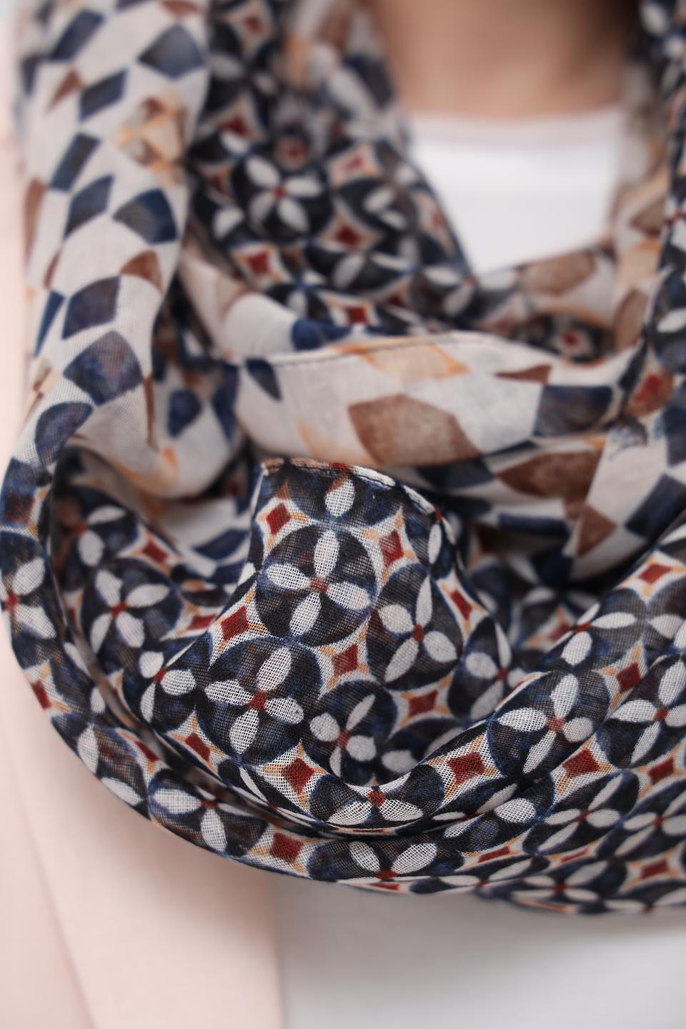 Шарф Gerry Weber с геометрическим принтом