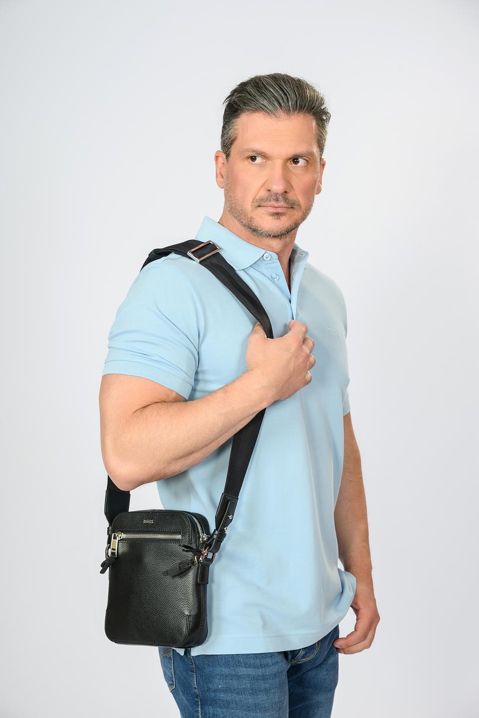 Сумка Boss Black кожаная чёрная