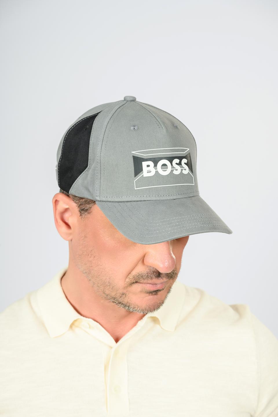 Бейсболка Boss Green серая