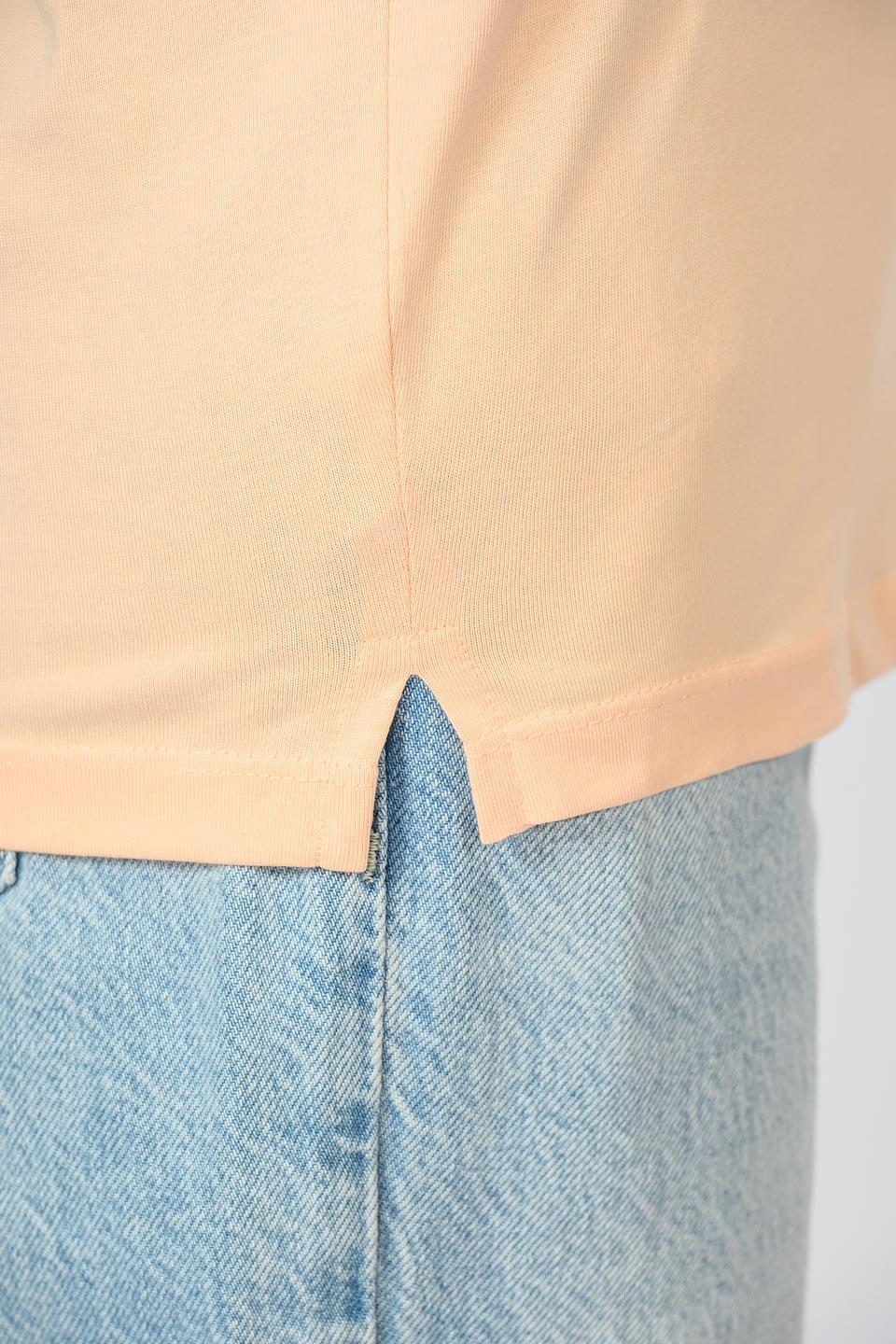 Футболка Guess жен. с принтом персиковая