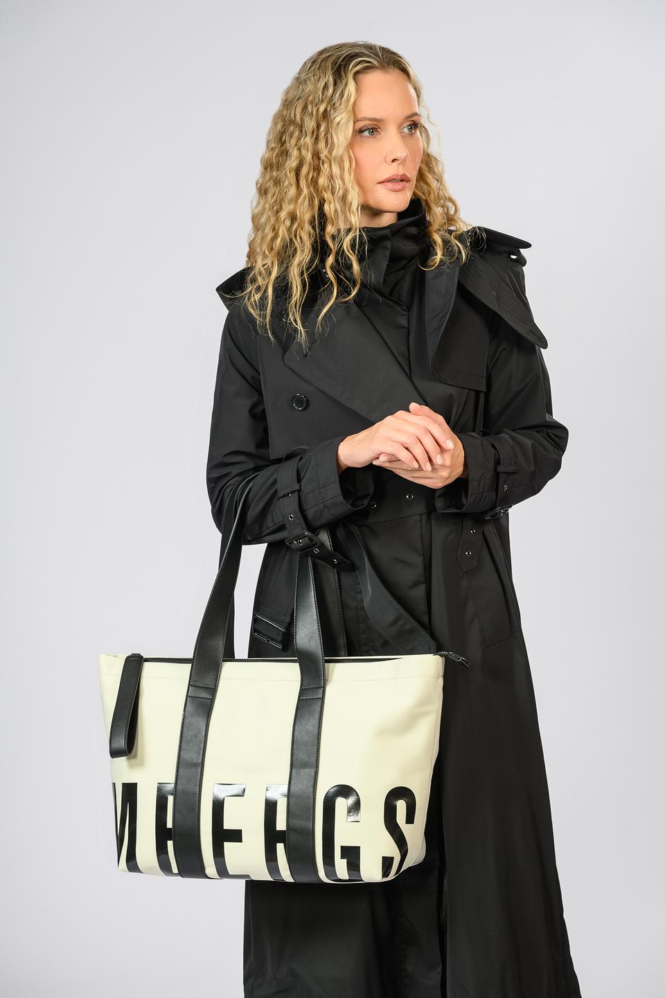 Сумка Bikkembergs женская белая с логотипом