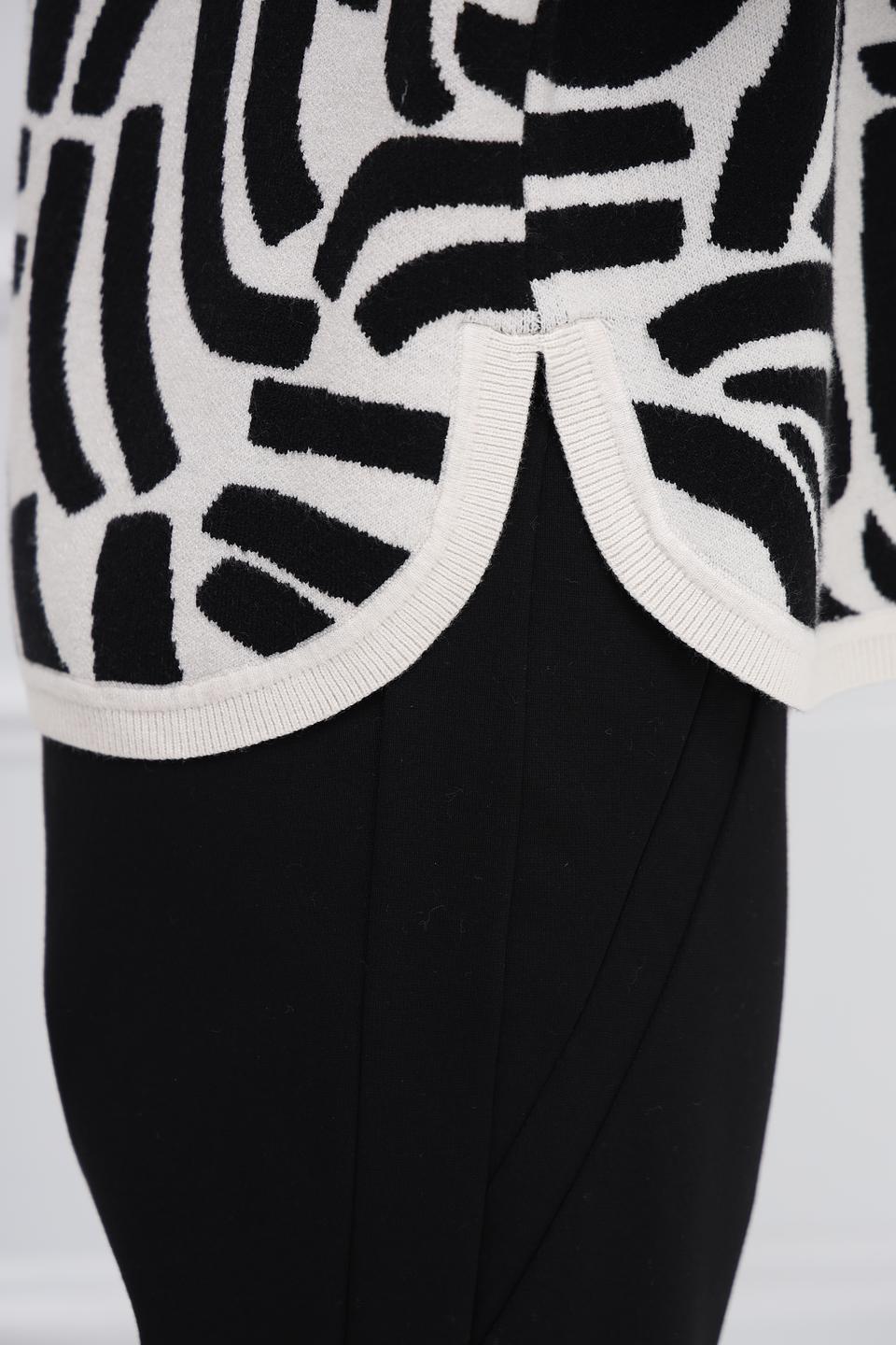 Пуловер Oui в полоску