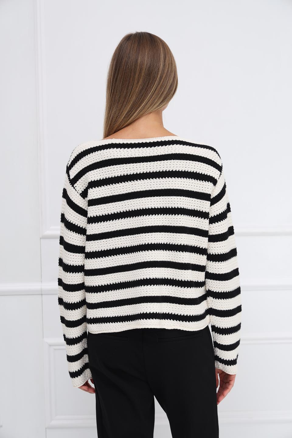 Пуловер Oui в полоску с цветком