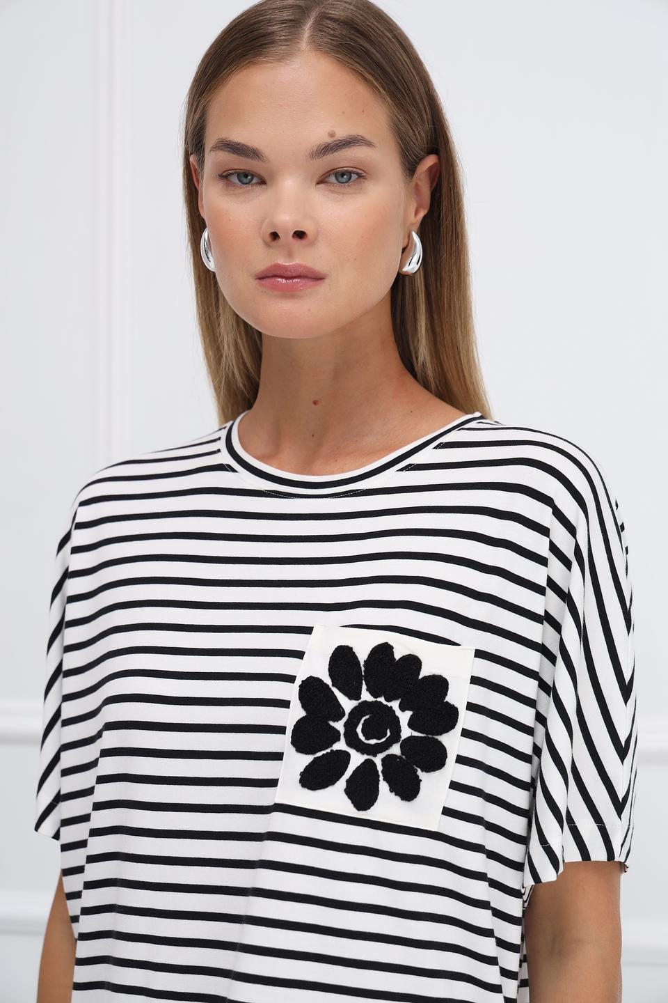 Футболка Oui в полоску с цветком