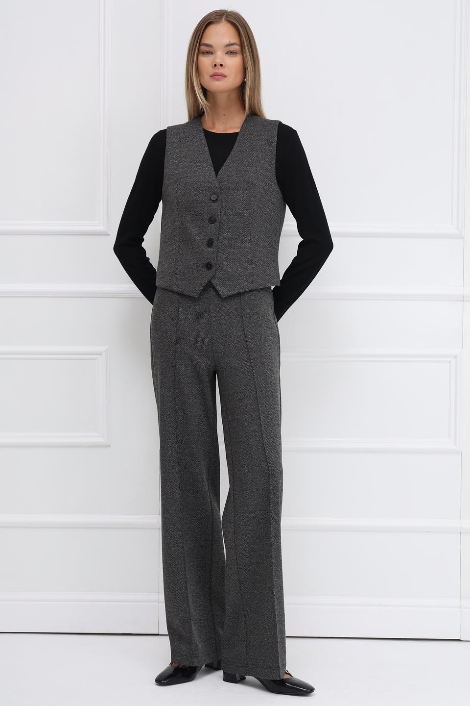 Жилет Oui женский серый в клетку