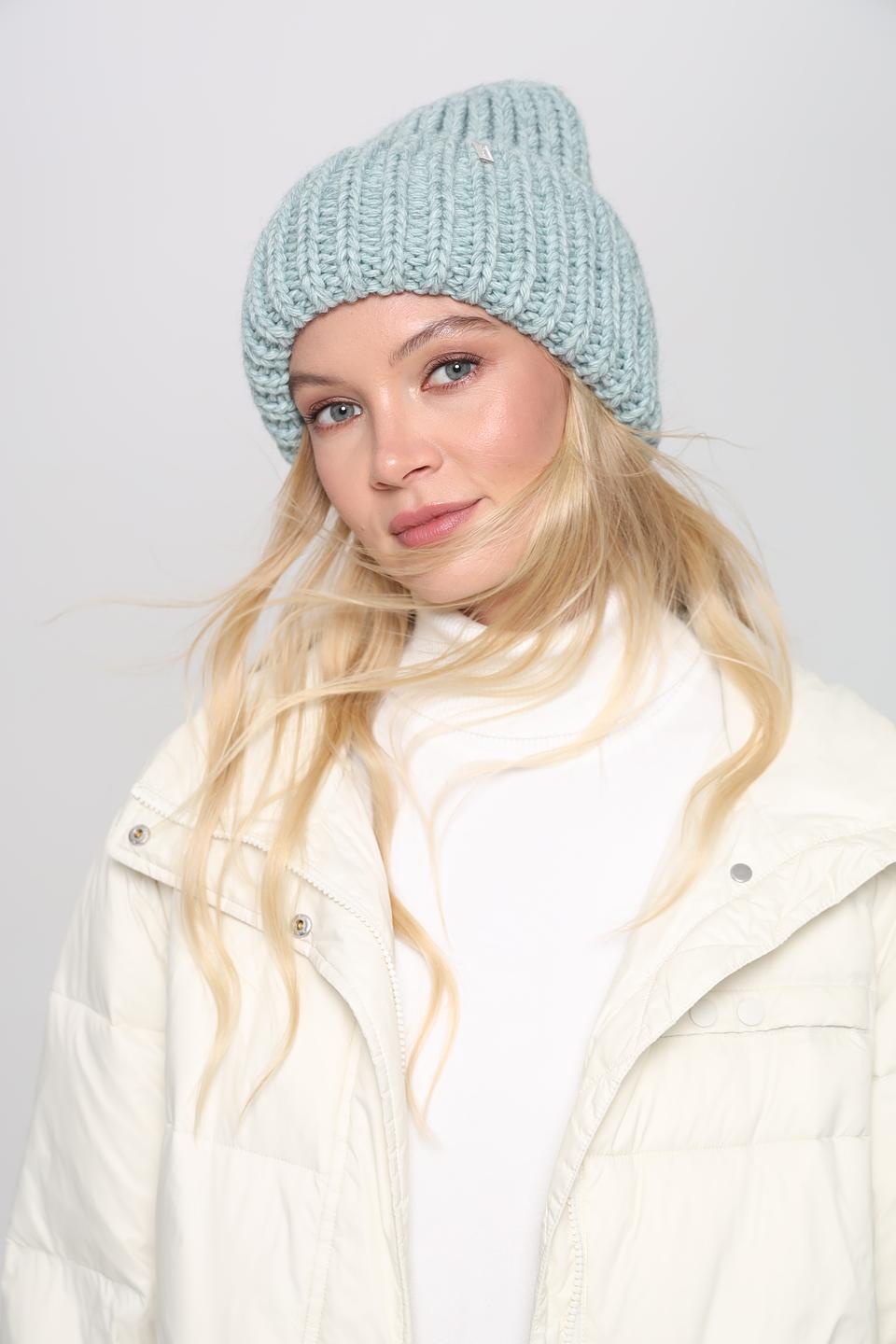 Шапка Adel вязаная мятная