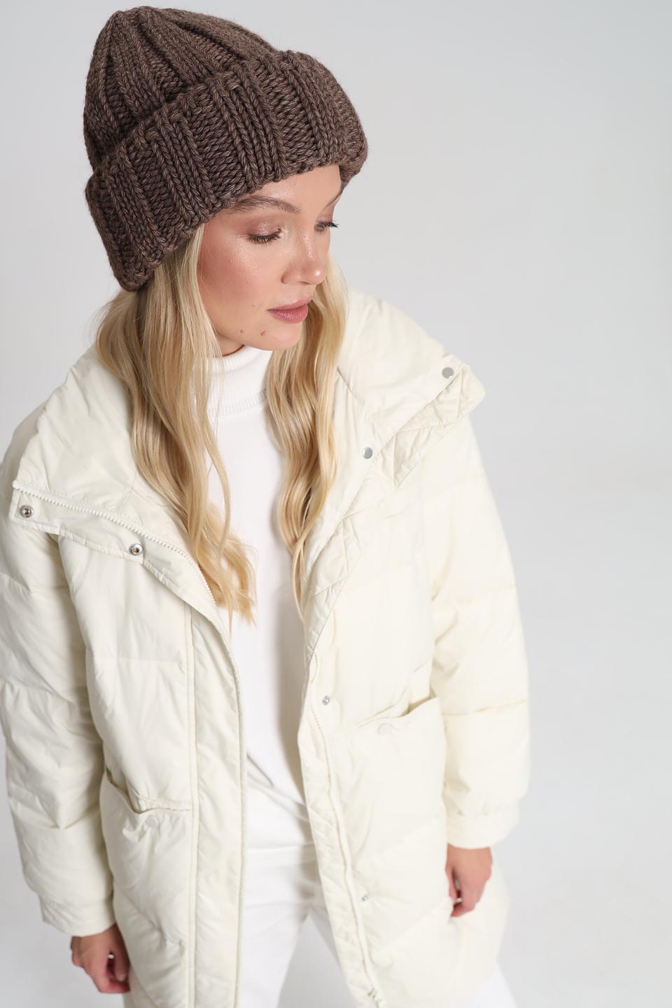 Шапка Adel вязаная коричневая