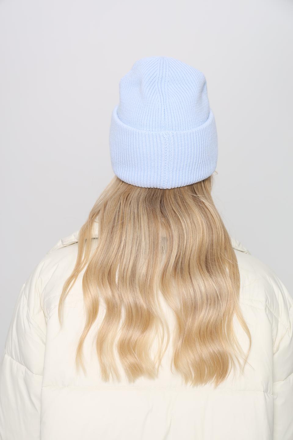 Шапка Adel голубая