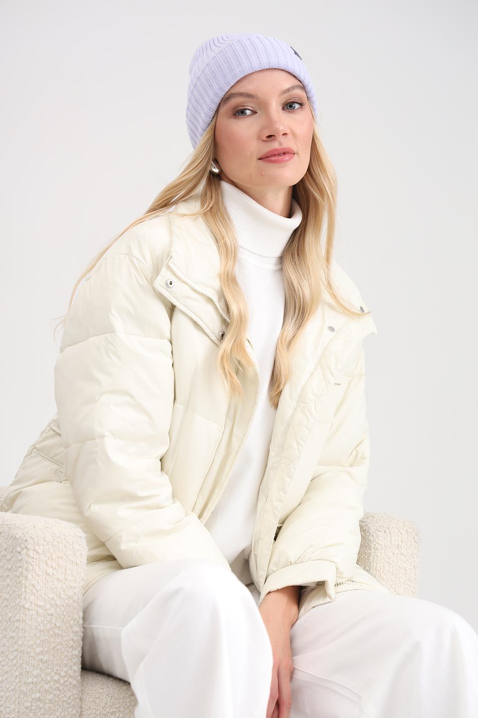 Шапка Adel вязаная лавандовая