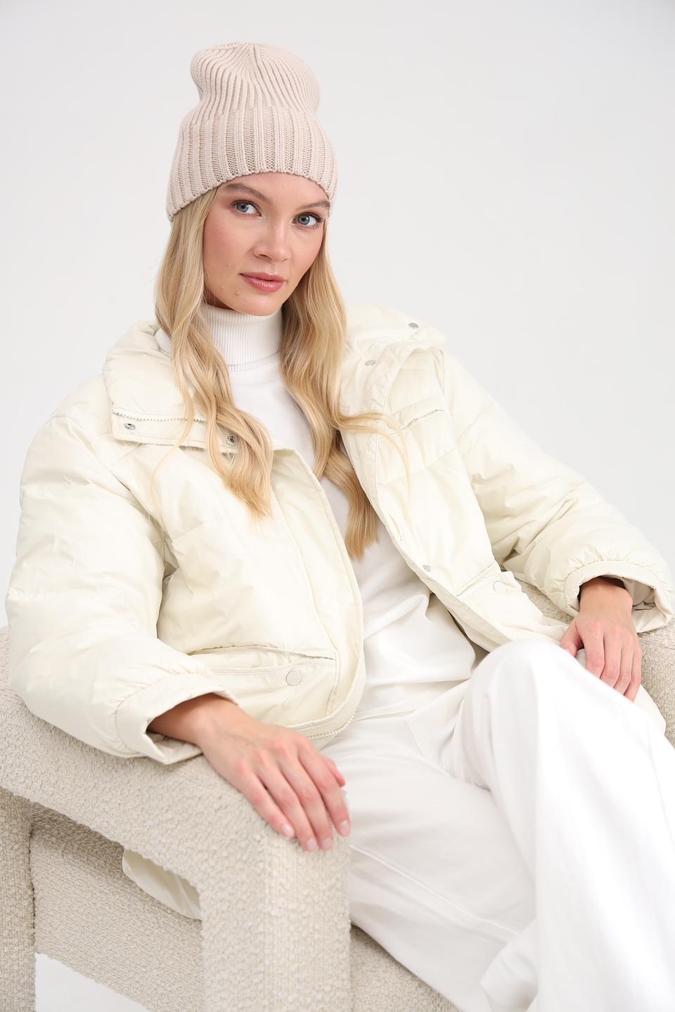 Шапка Adel вязаная бежевая